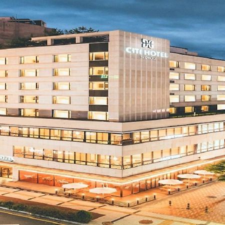 Wonju City Hotel Hyeoksin ภายนอก รูปภาพ