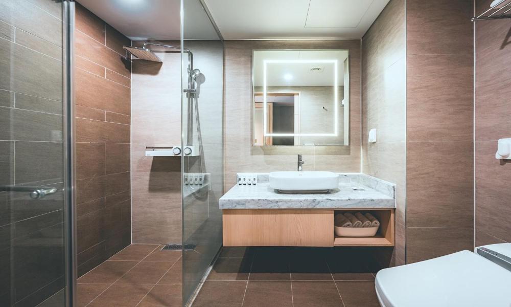 Wonju City Hotel Hyeoksin ภายนอก รูปภาพ