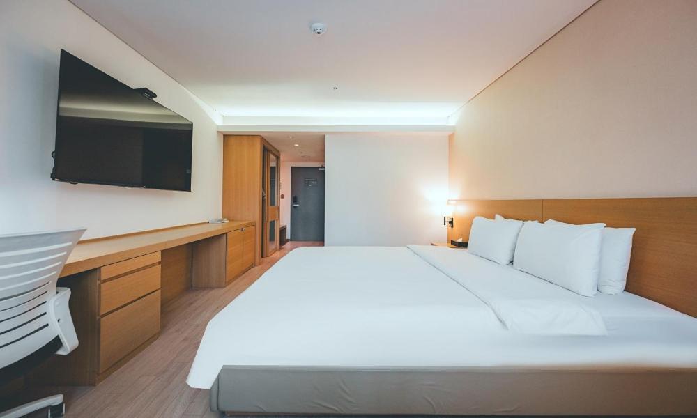 Wonju City Hotel Hyeoksin ภายนอก รูปภาพ